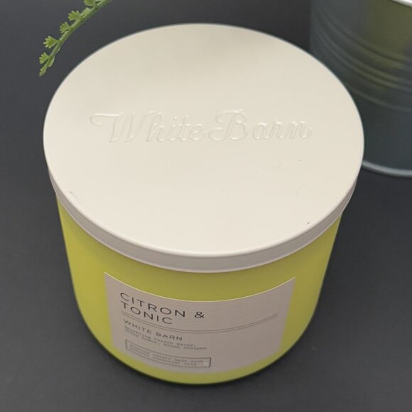 BBW Citron & Tonic White Barn Bath & Body Works 3 Wick Candle - Picture 4 of 10